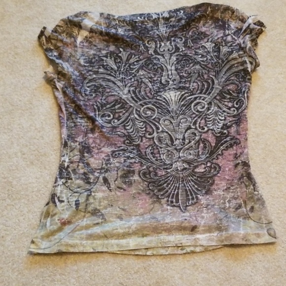 Top - Picture 2 of 2